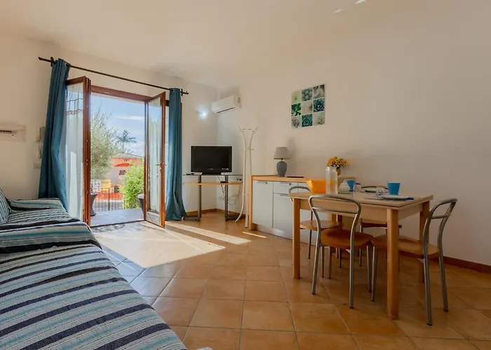 公寓 Guesthost - Lovely With Garden *